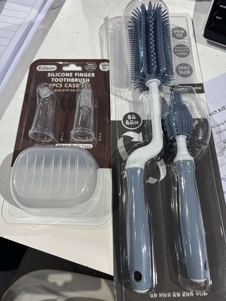Edison Set 2 đầu chải cho bé 3m+ (hàng tặng)