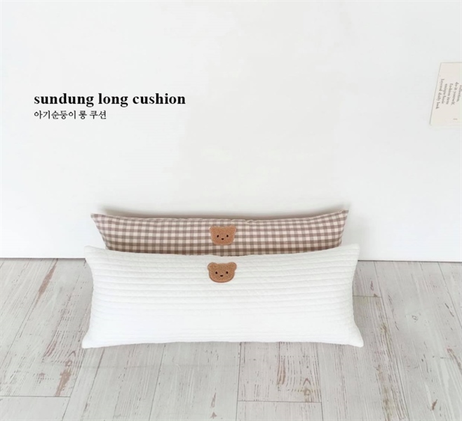 Milkhouse Gối Đầu Caro Nâu