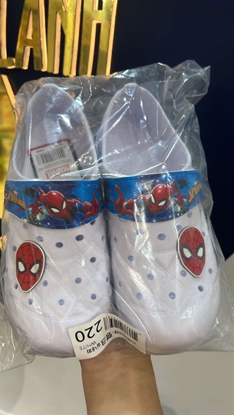 Shoelamode Giày nhựa White Spiderman size 220