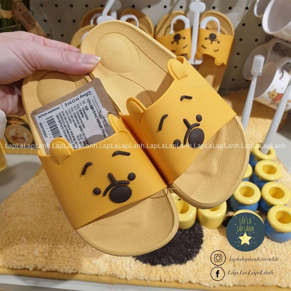 ModernHouse Dép nhà tắm gấu Pooh
