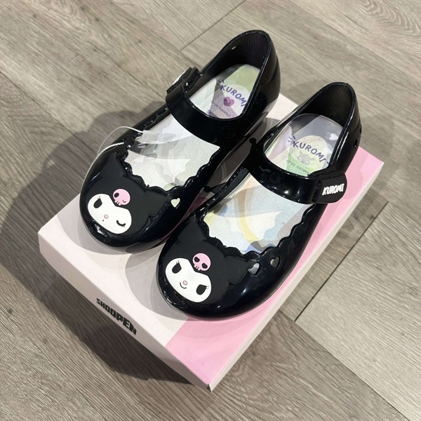 Shoopenkids Giày búp bê nhựa Kuromi HPKV1FS65S S180