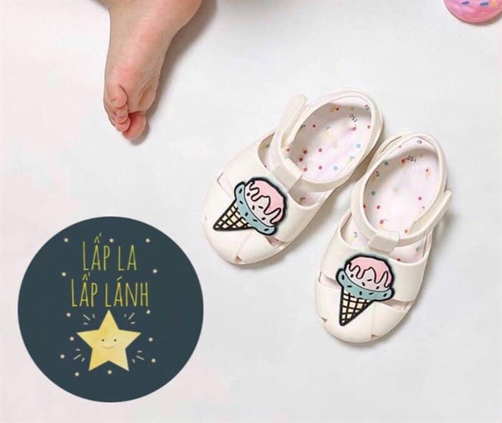 Kinderspel Giày thơm que kem size 140