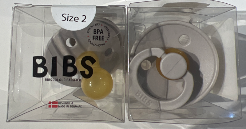 Bibs Ti giả 6-18m Cashmere