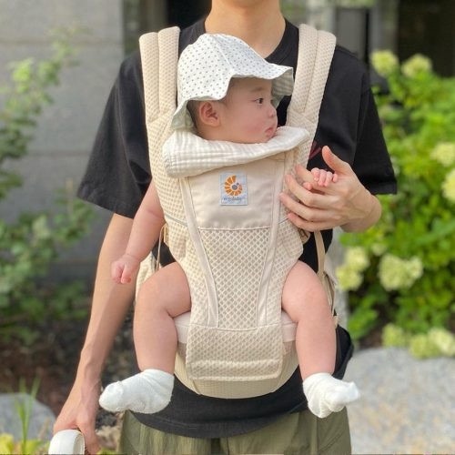 Ergobaby Địu Nature Beige