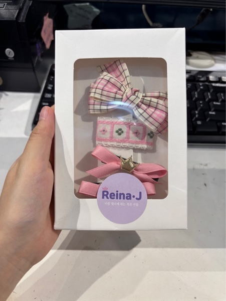 ReinaJ Set kẹp caro nơ hồng