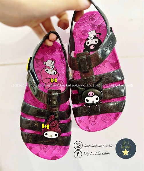 Crocs Sandal CRS210114 Kuromi size 205