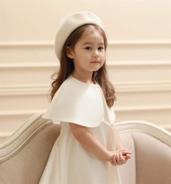 Petiitbelle Đầm trắng size 12-24m