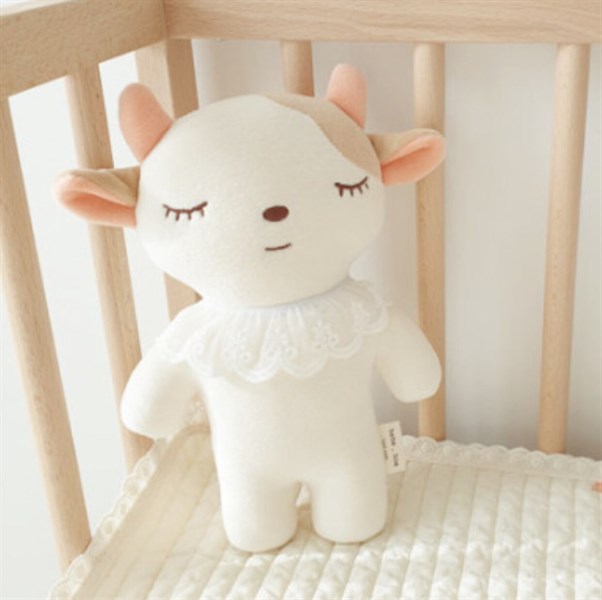 Bebehoa Trâu vàng có yếm ren