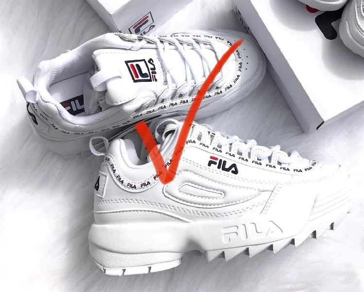 Fila Disruptor Tapey Tape Trắng size 230