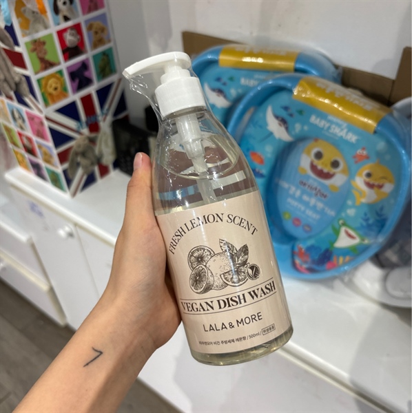 Lala&more Nước rửa chén dạng chai (hàng tặng)