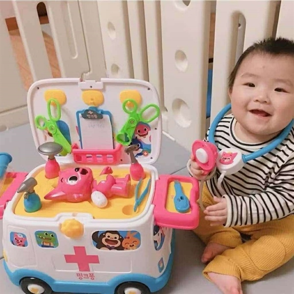 Pinkfong Xe cứu thương