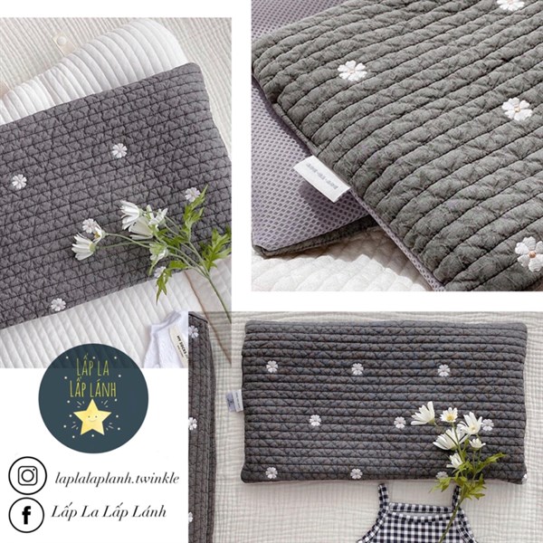 Dottodot Thin Pillow Chữ nhật họa tiết thêu Hoa trắng nền Xám