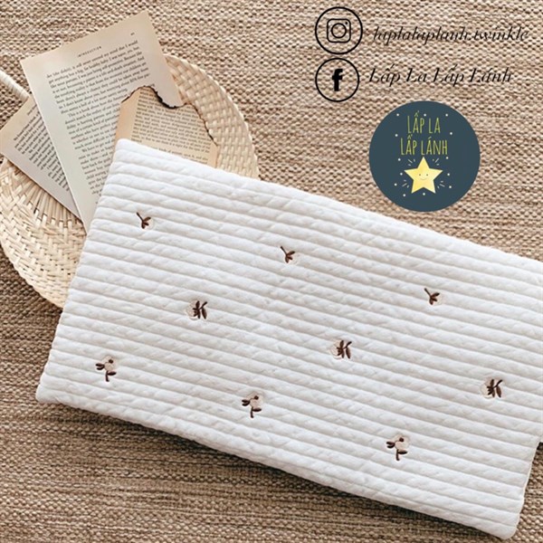 Dottodot Thin Pillow Chữ nhật họa tiết thêu Hoa nhài lá Nâu