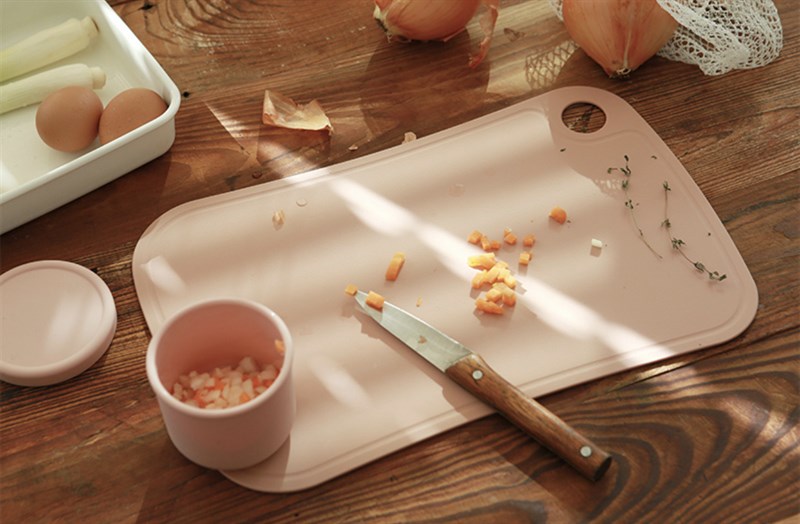 Dailylike Thớt silicone Hồng rose size M